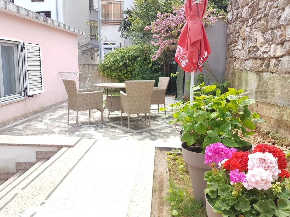 Apartments Ella Rovinj Exteriör bild